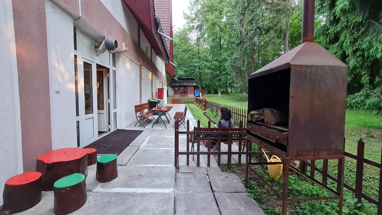 Pensiunea Happy Inn 바틀돌니 외부 사진