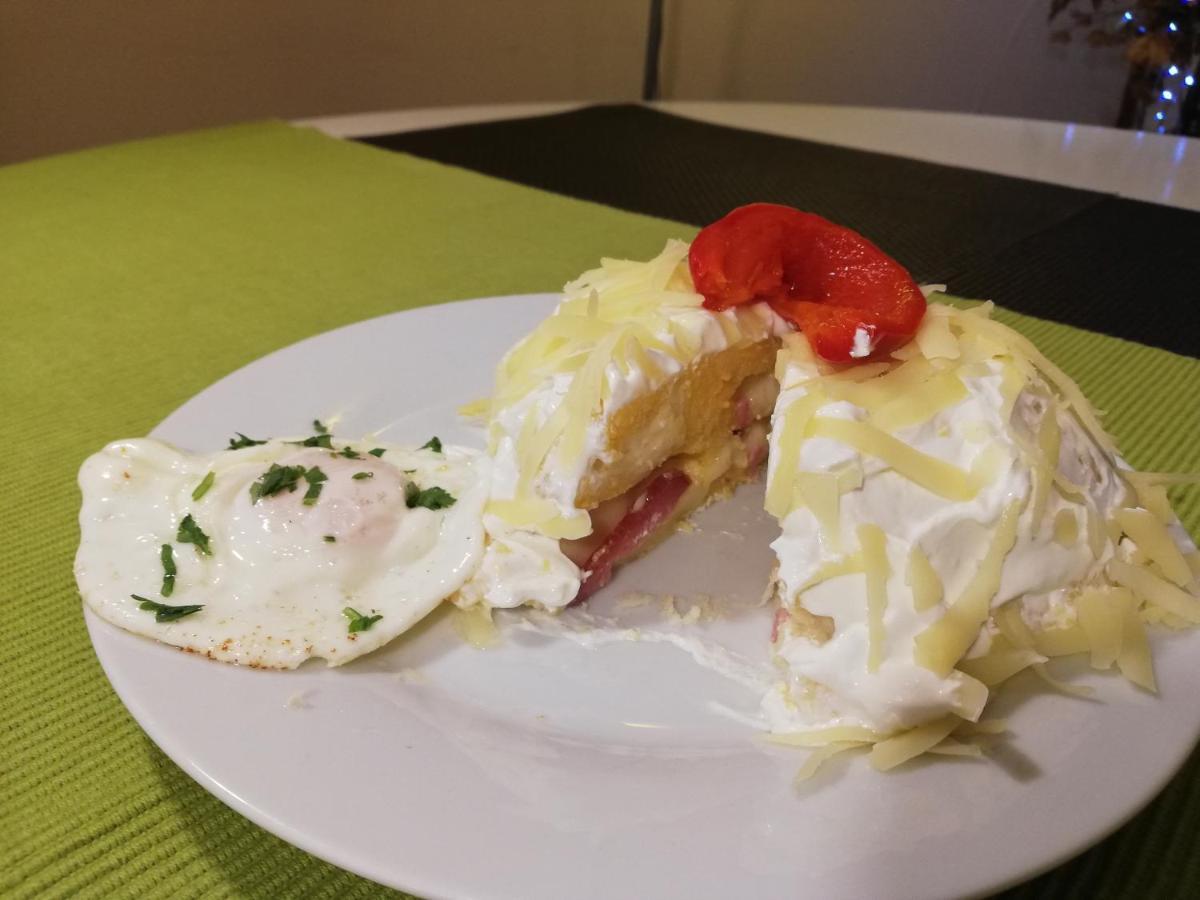 Pensiunea Happy Inn 바틀돌니 외부 사진